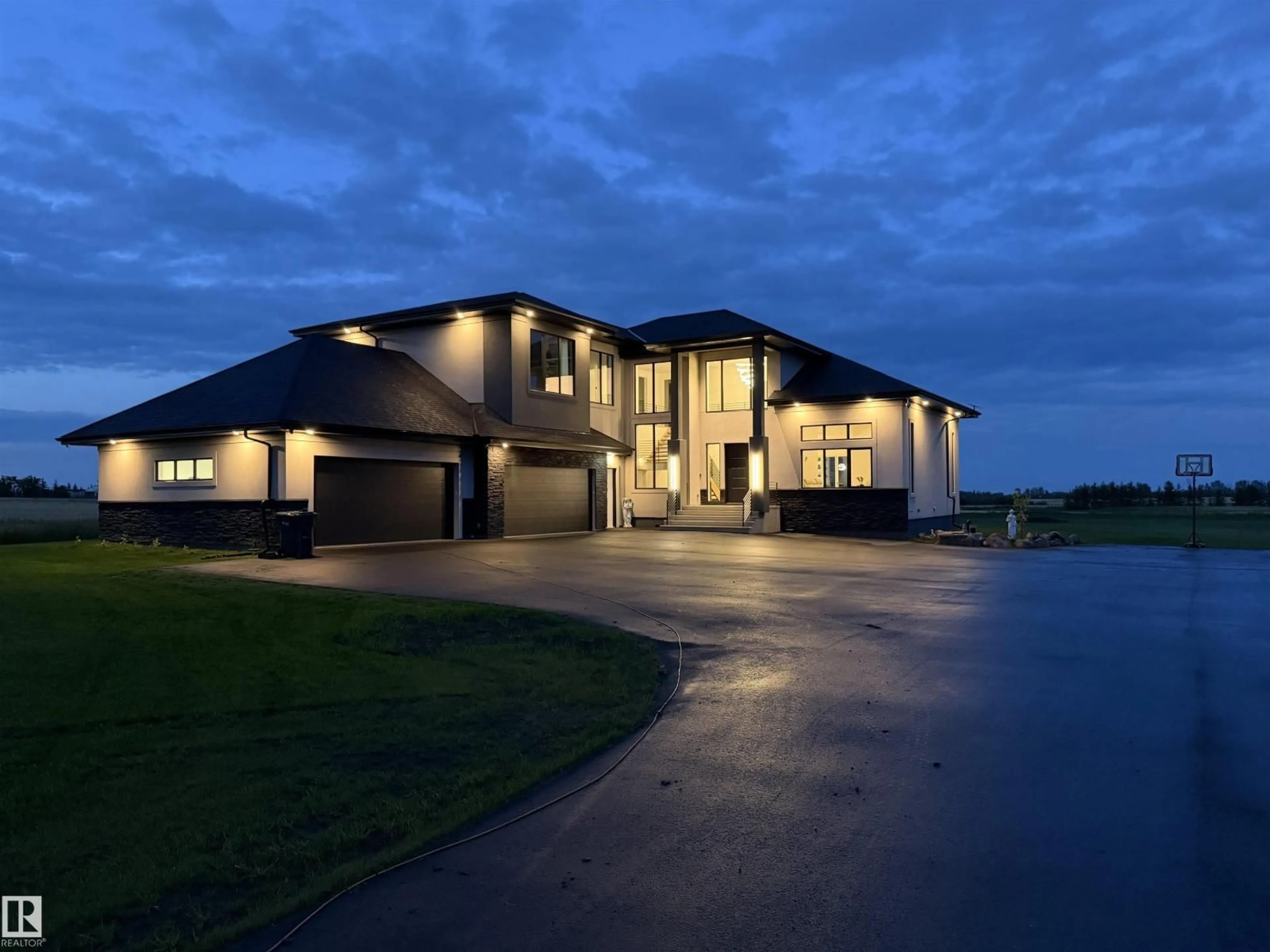 Unknown for 55017 RGE ROAD 254, Rural Sturgeon County Alberta T8T0T2