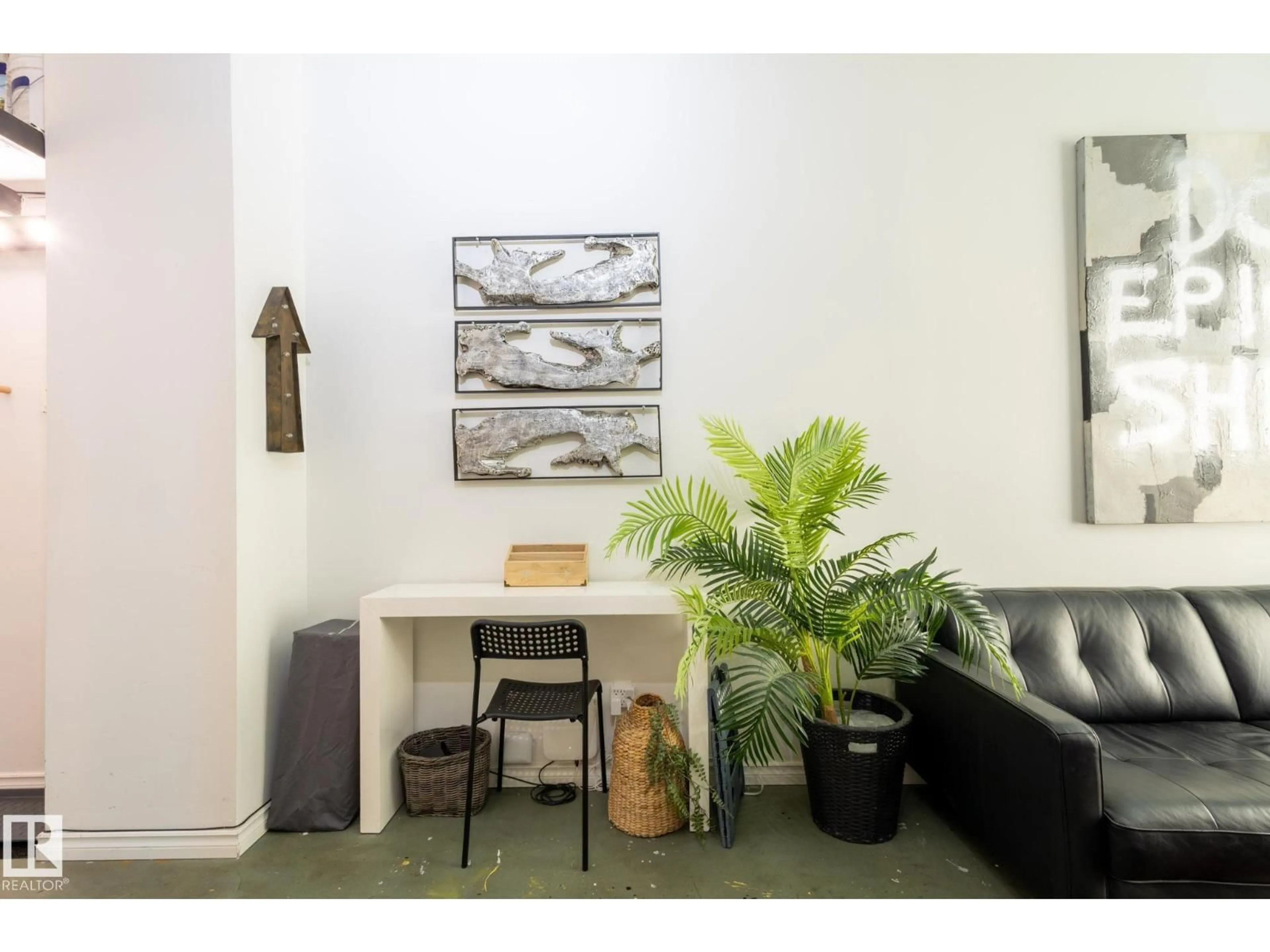 A pic of a room for 10024 - 508 JASPER AV, Edmonton Alberta T5J1R9