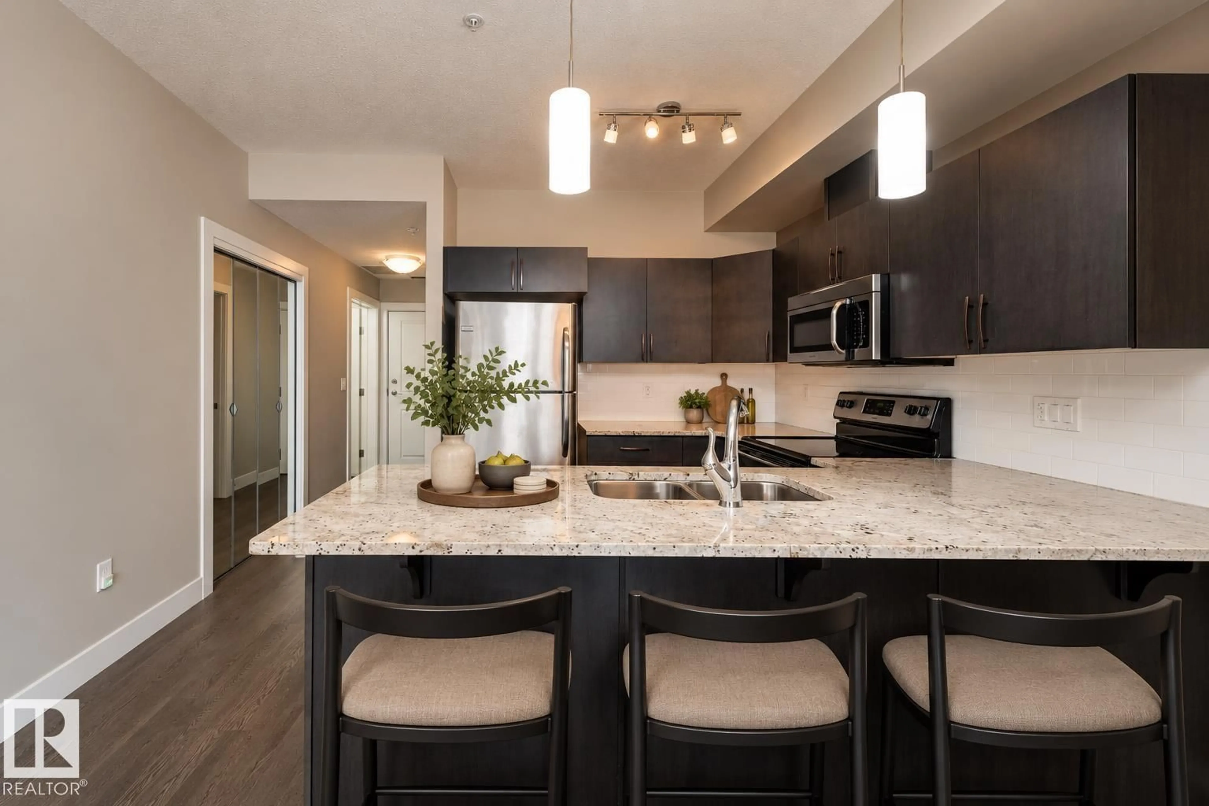 Open concept kitchen, unknown for 311 - 5001 ETON BV, Sherwood Park Alberta T8H0N7