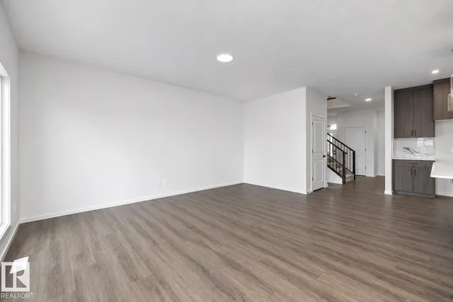 SW - 544 22 ST, Edmonton 5