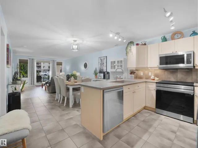 400 - 132 PALISADES WY, Sherwood Park 2