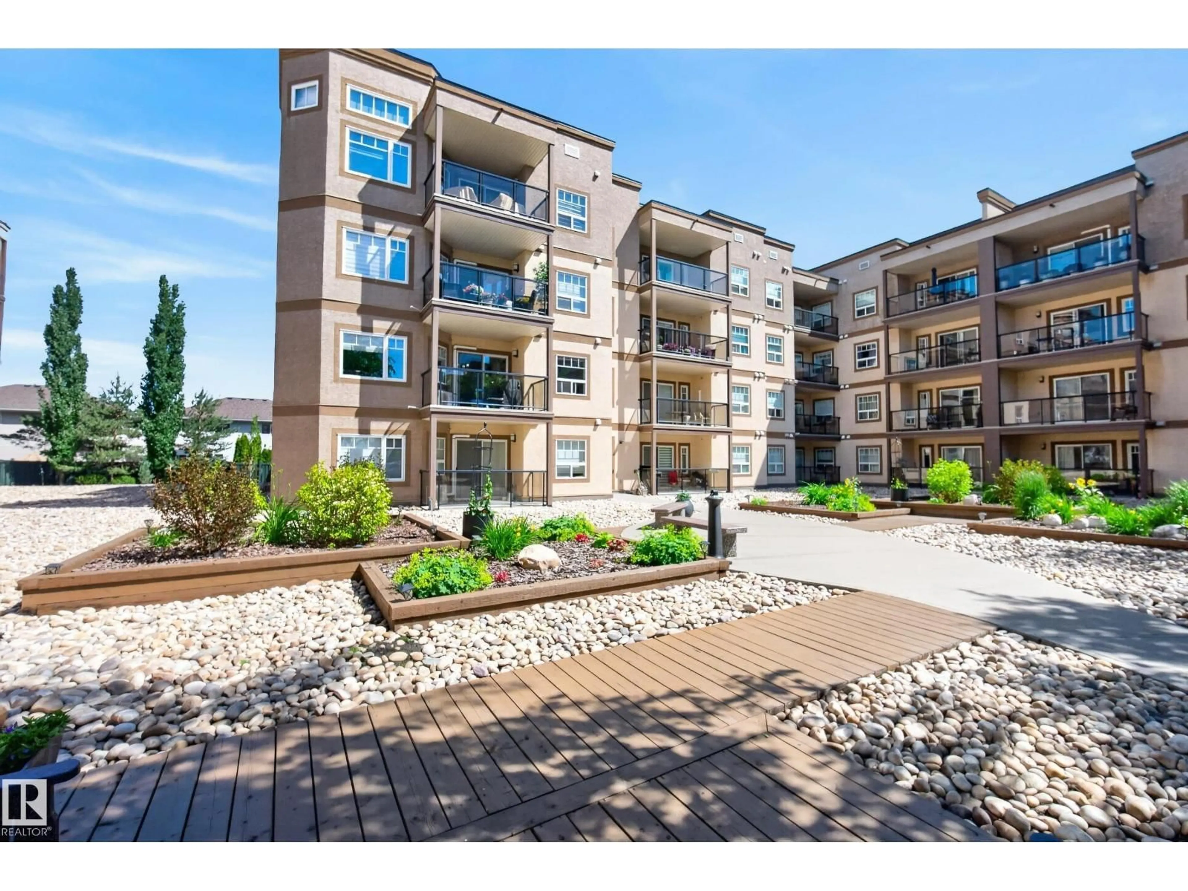 Patio, unknown for #215 - 2045 GRANTHAM CO, Edmonton Alberta T5T3X6