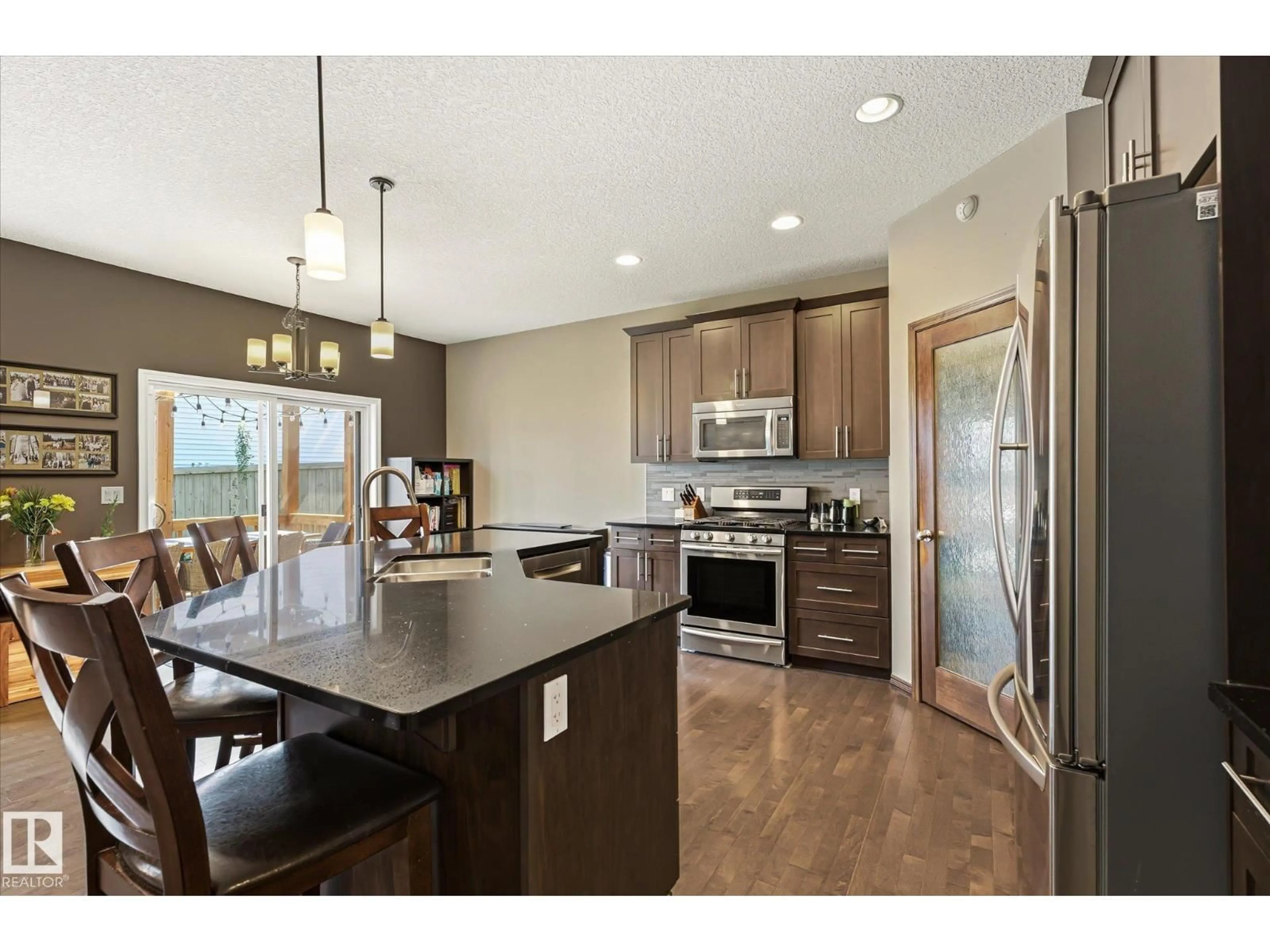 Open concept kitchen, unknown for 913 GOSHAWK PT, Edmonton Alberta T5S0H6