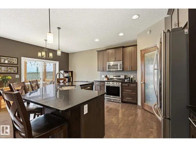 913 GOSHAWK PT, Edmonton 2