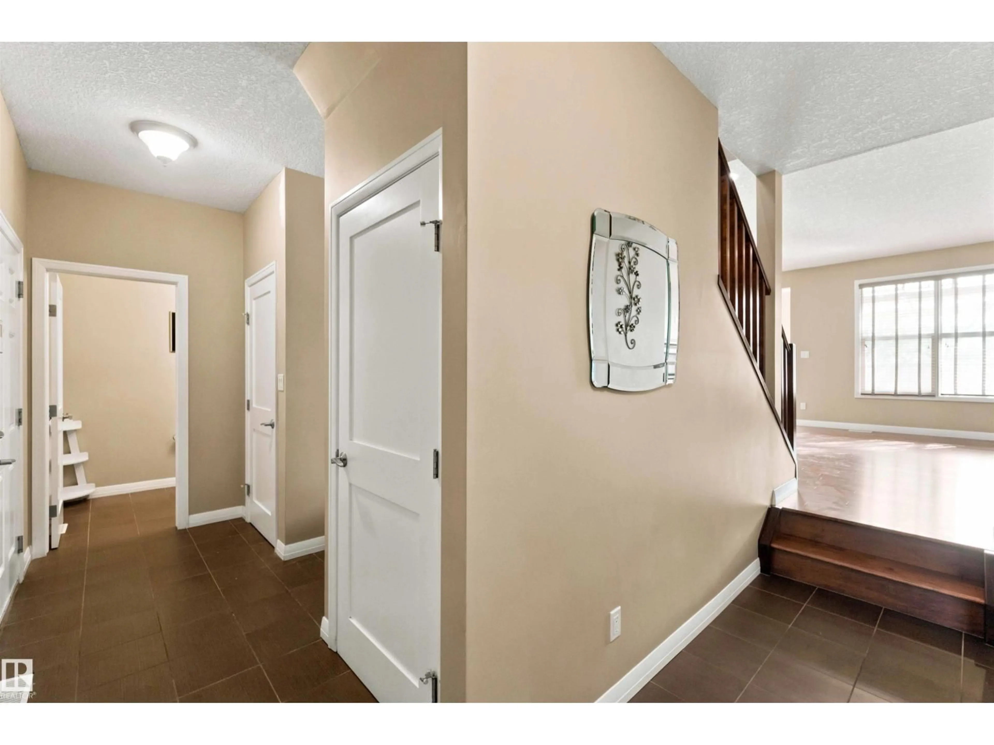 Indoor entryway for 1238 AINSLIE WY, Edmonton Alberta T6W0H9