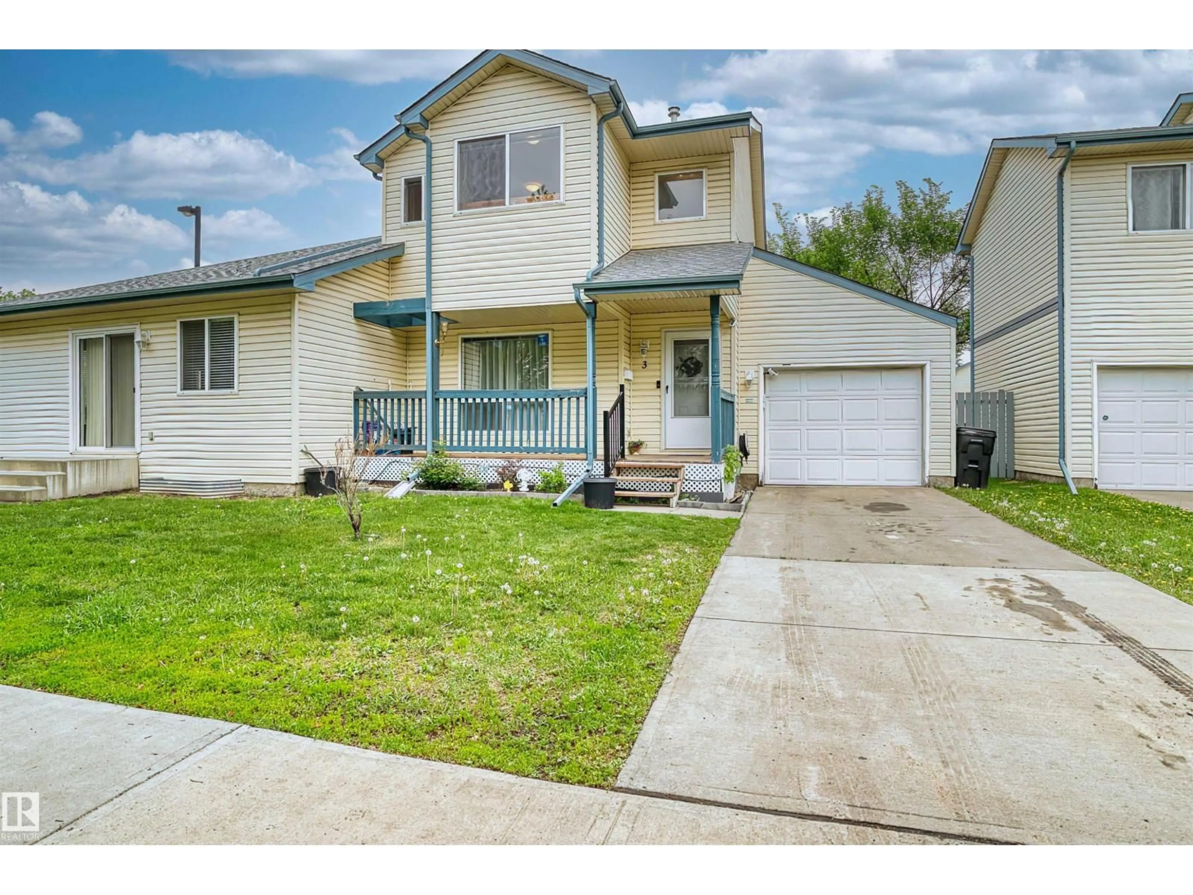 Home with vinyl exterior material, street for 10909 106 ST NW, Edmonton Alberta T5H4M7