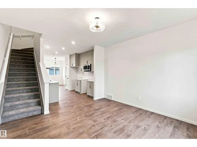 7097 ROSENTHAL DR, Edmonton 5