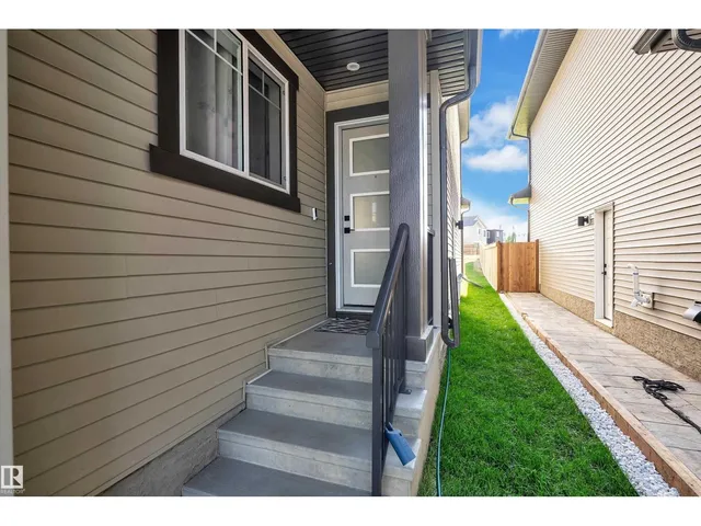 1538 GRANT WY, Edmonton 3