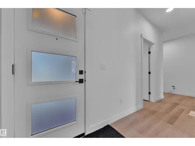 1538 GRANT WY, Edmonton 5