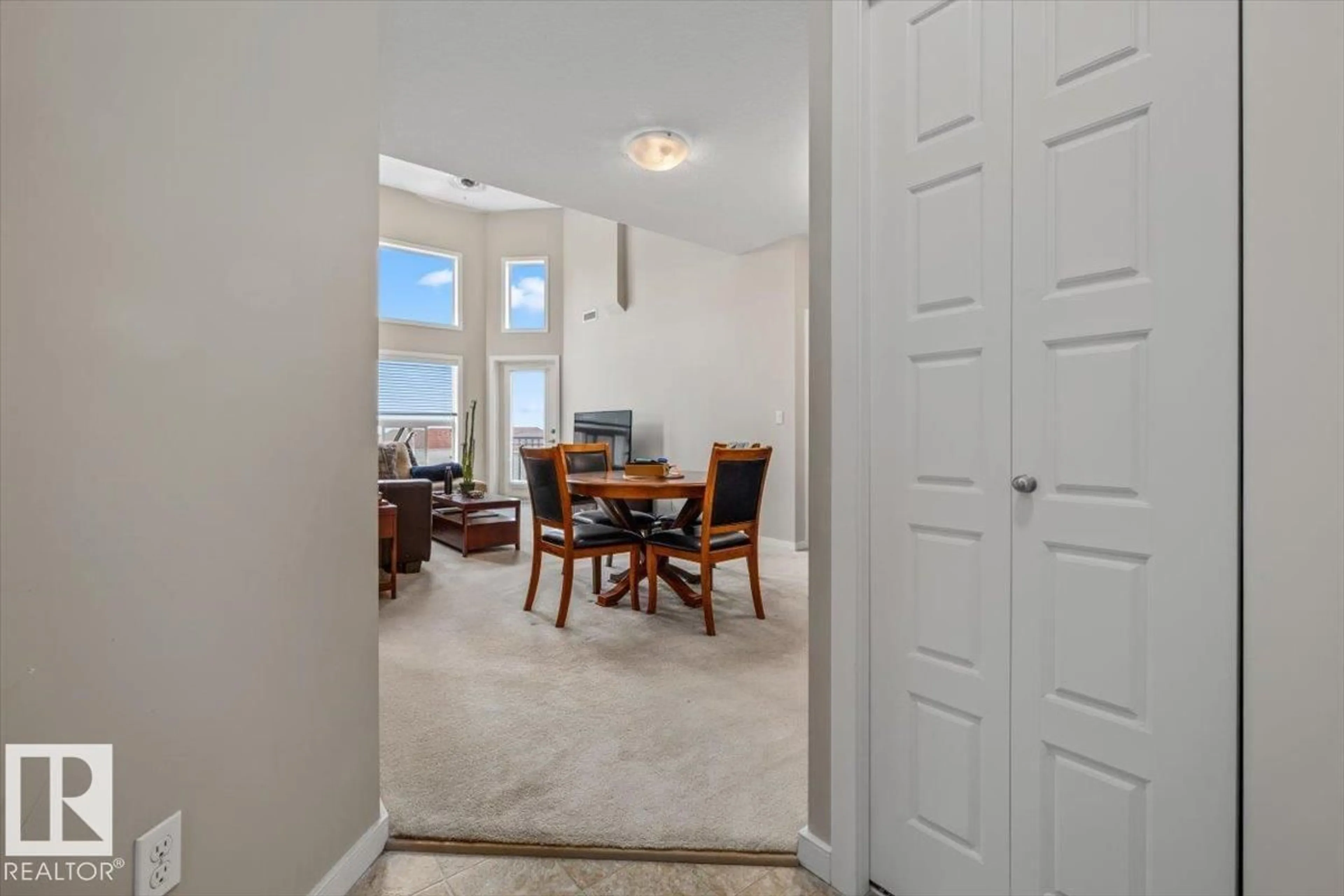 Unknown for 401 - 13835 155 AV, Edmonton Alberta T6V0B8