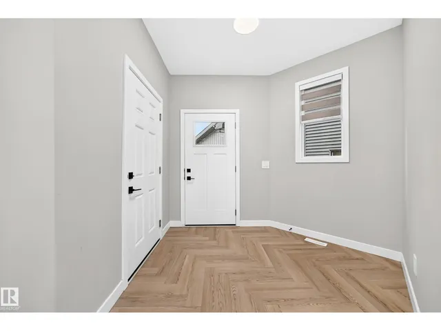 8523 MAYDAY RUN SW, Edmonton 3
