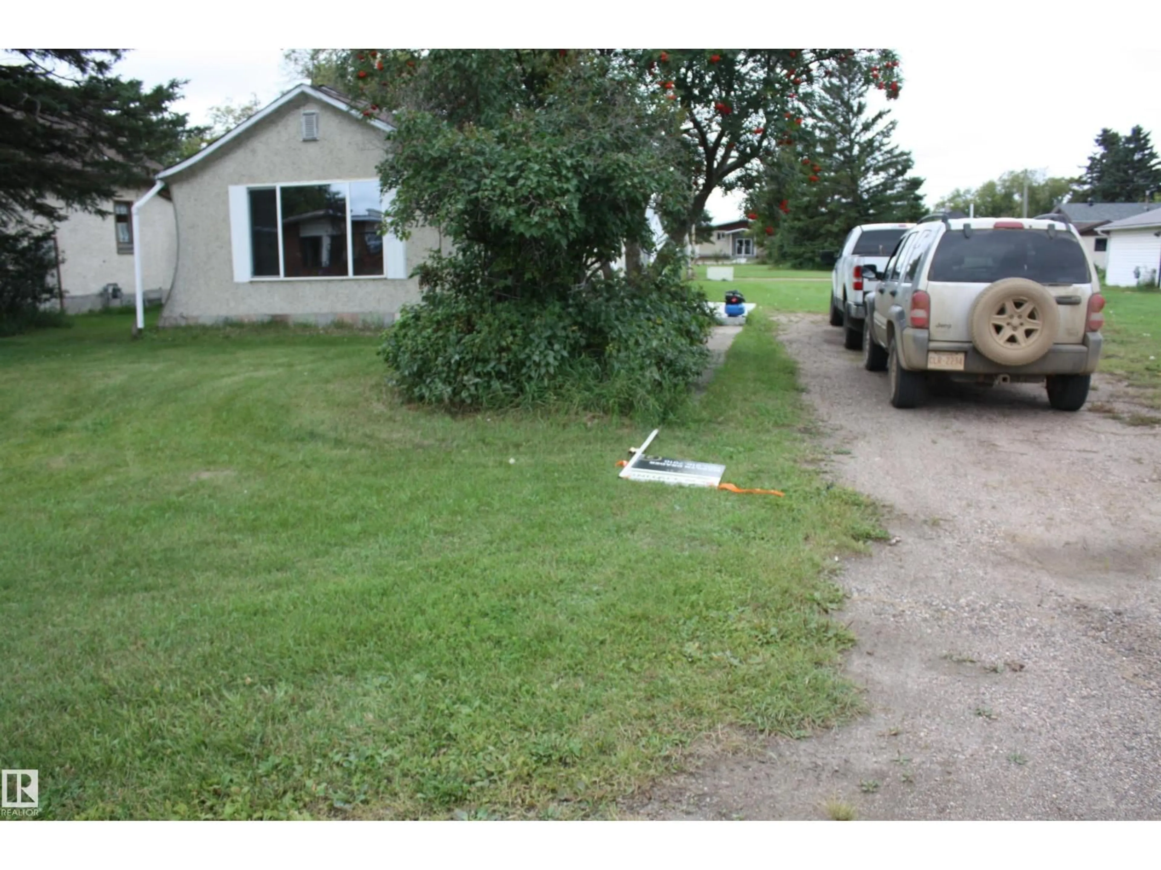 Unknown for 5124 49 STREET, Waskatenau Alberta T0A3P0