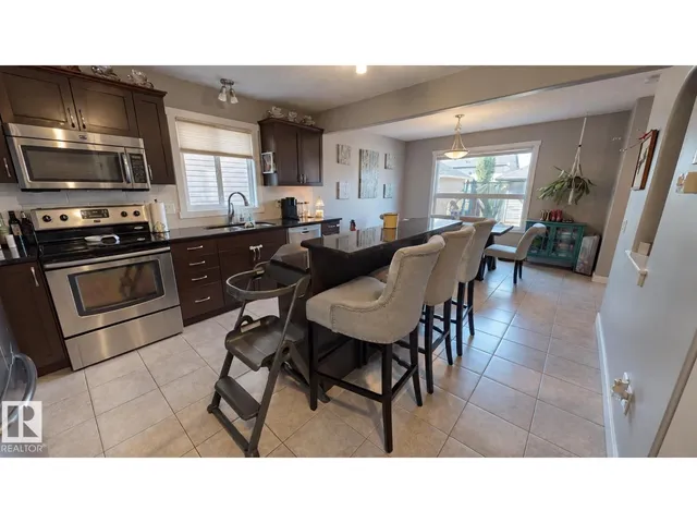 7016 ETON BV, Sherwood Park 5