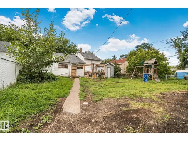 11935 125 ST, Edmonton 4