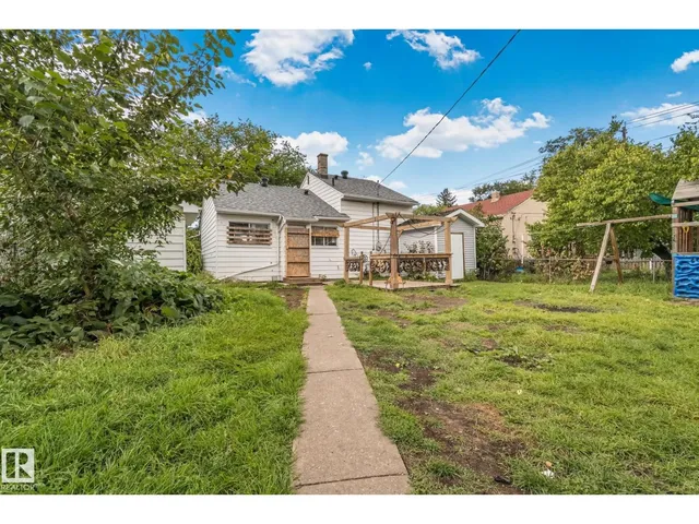 11935 125 ST, Edmonton 5