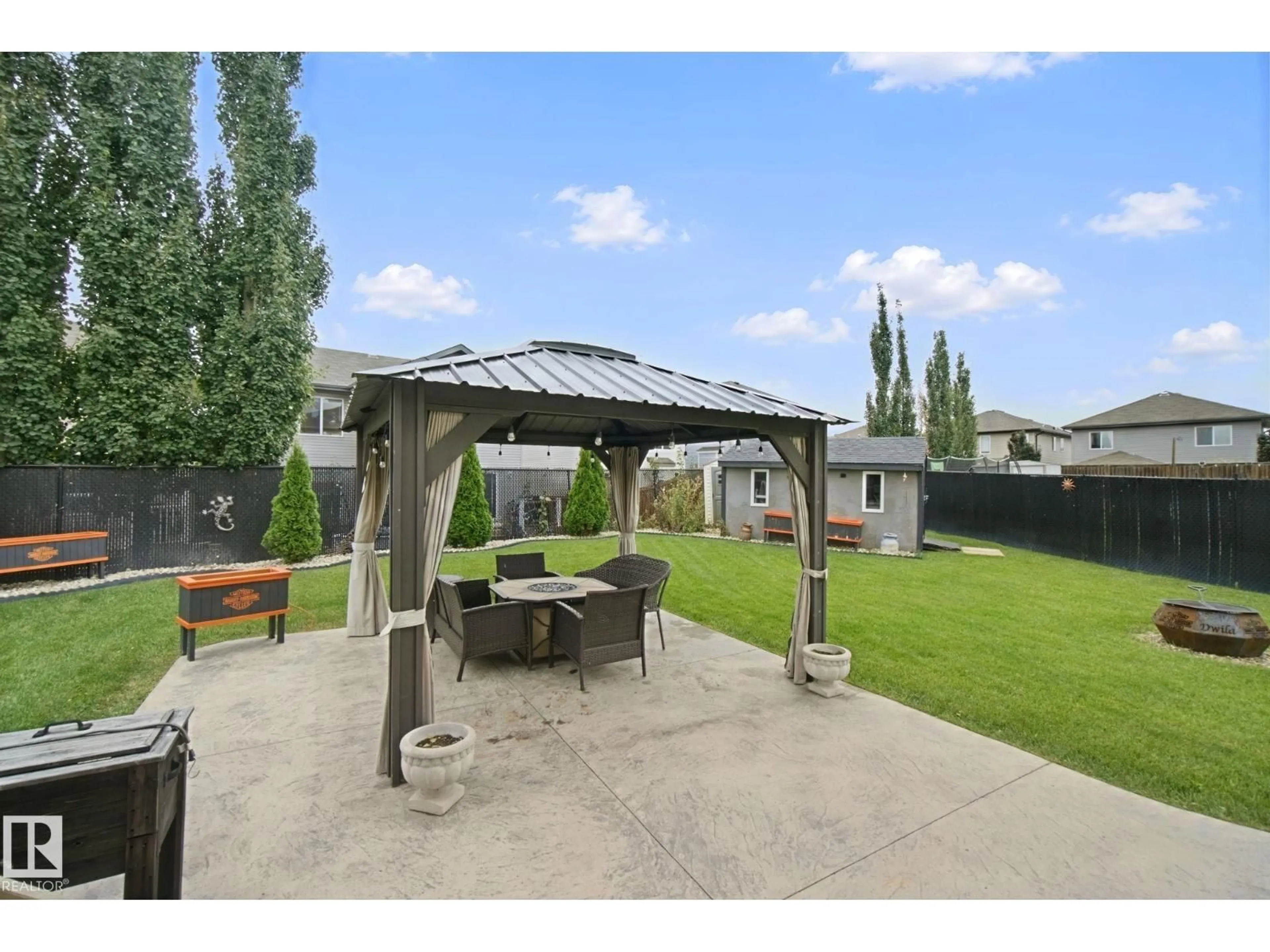 Patio, unknown for 130 CATALINA CT, Fort Saskatchewan Alberta T8L0K6