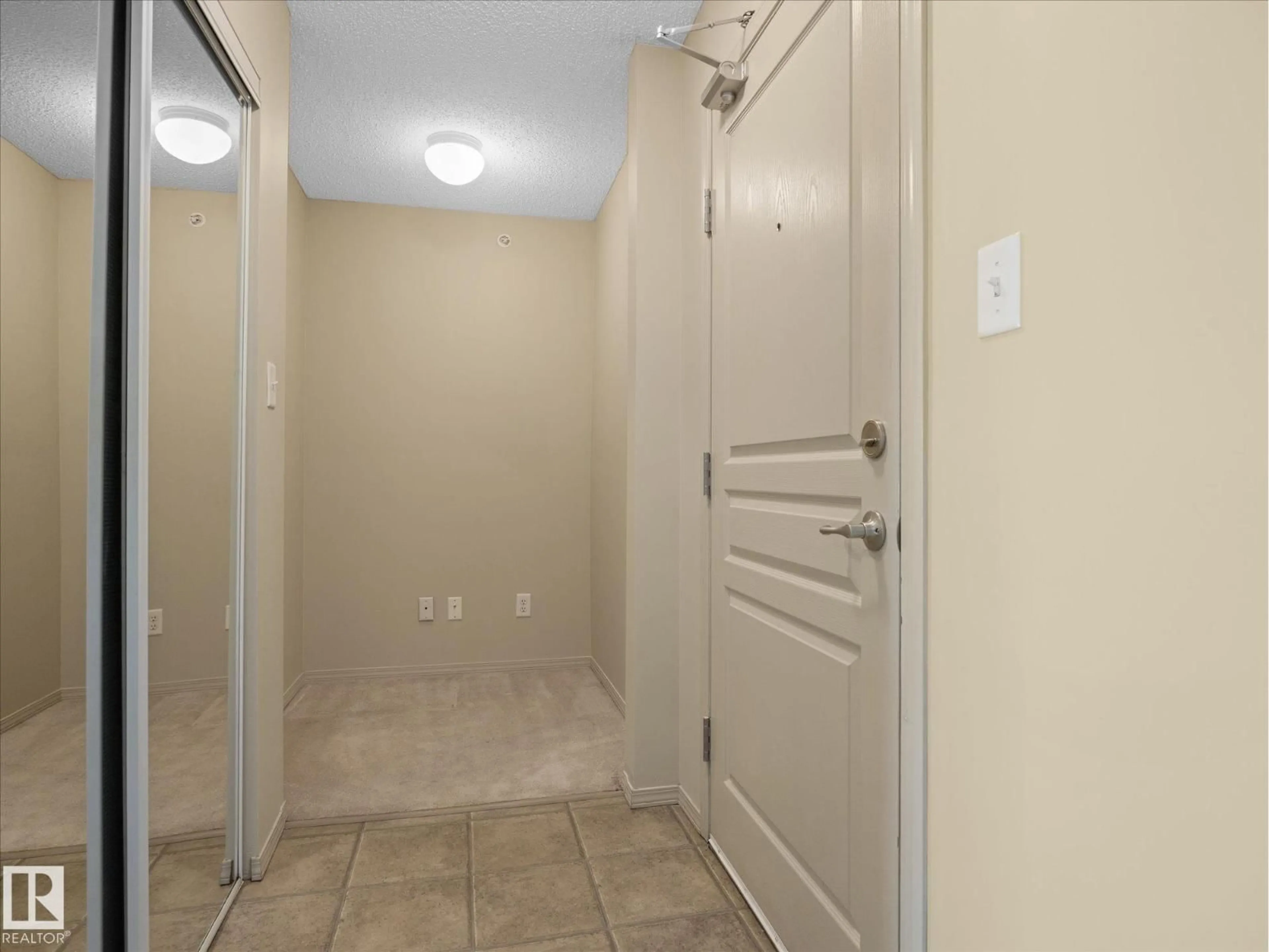 Unknown for #413 - 309 CLAREVIEW STATION DR, Edmonton Alberta T5Y0C5