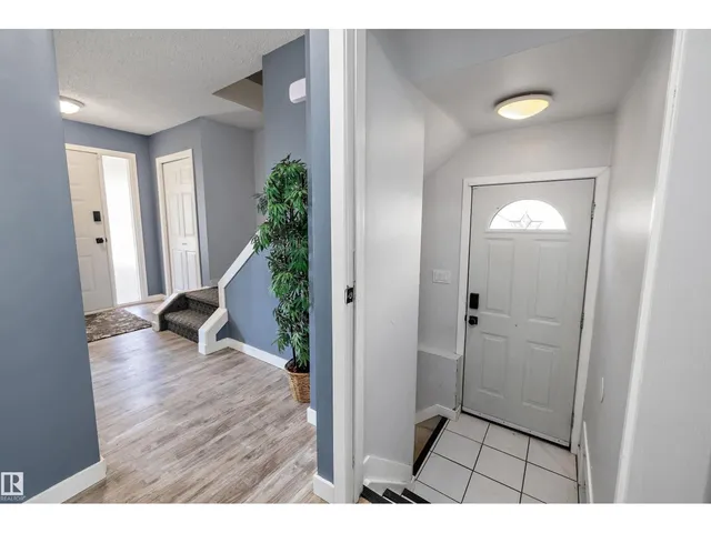 10930 BEAUMARIS RD, Edmonton 4