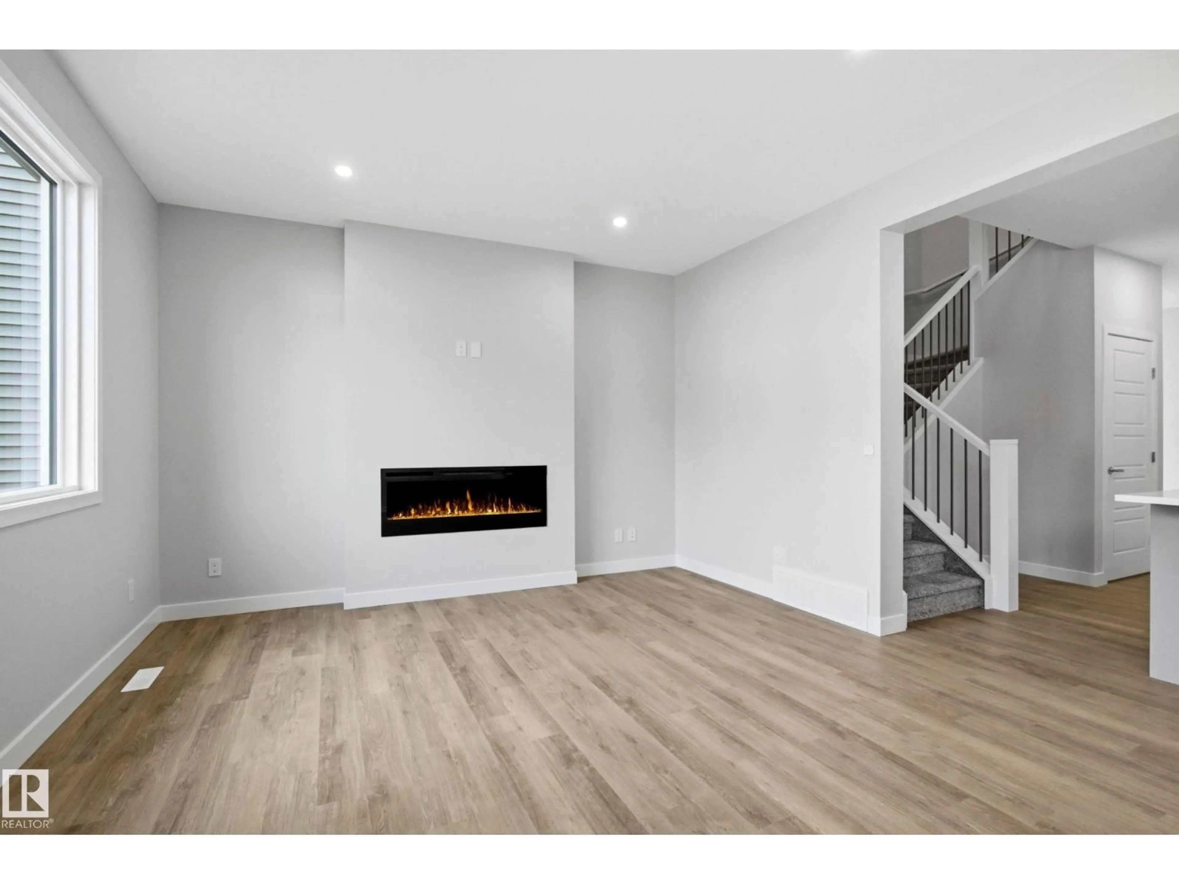 A pic of a room for 2372 MUCKLEPLUM WY, Edmonton Alberta T6X3K1