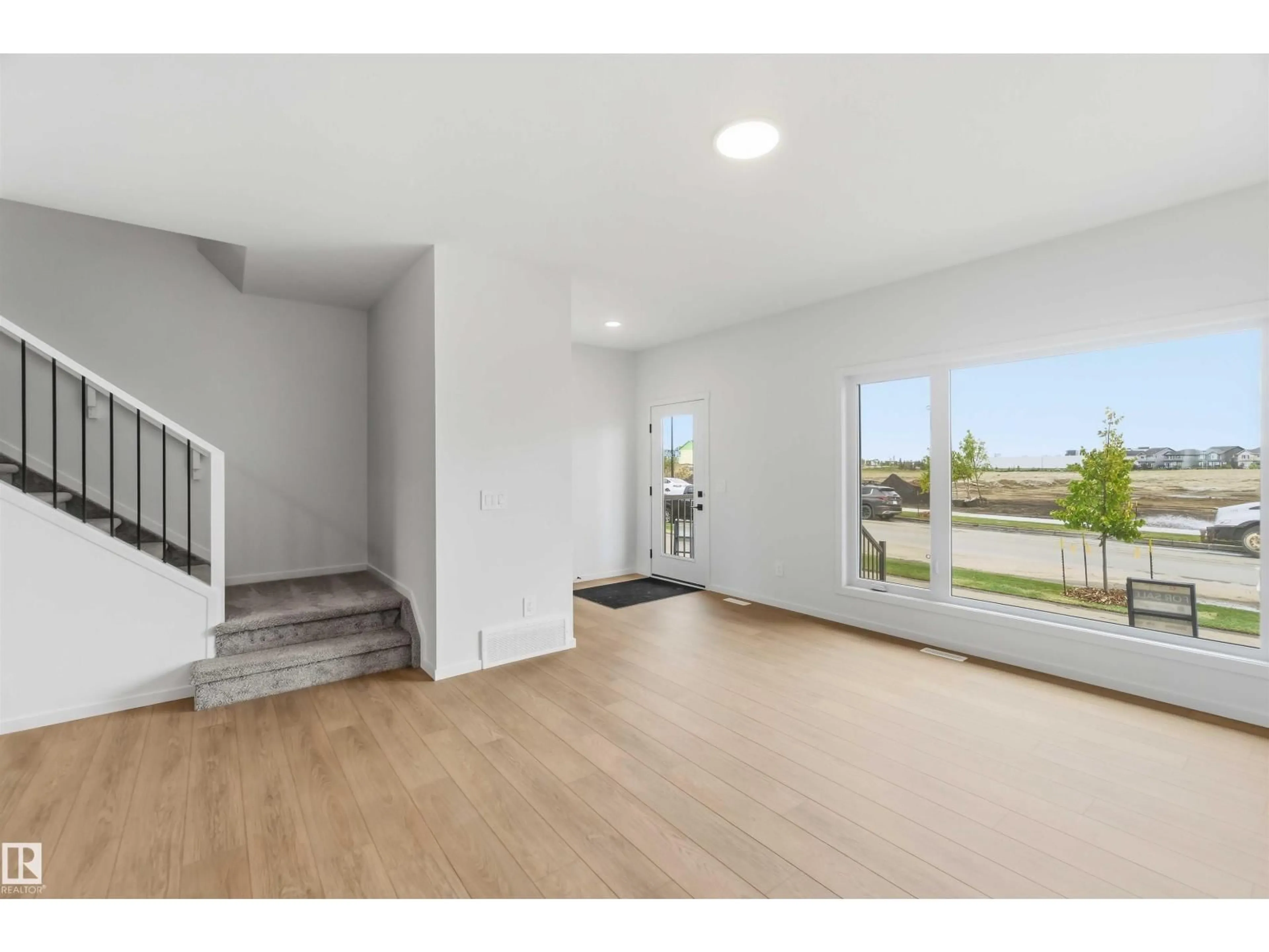 Unknown for NW NW - 8816 EDGEMONT LI, Edmonton Alberta T6M3K8