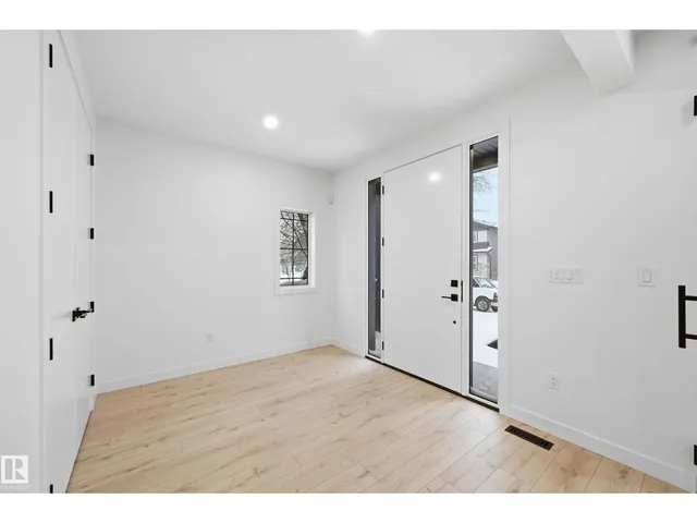 11121 51 ST, Edmonton 3