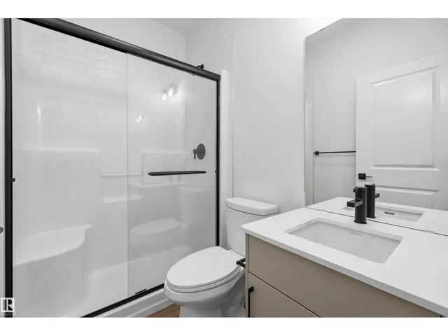 8632 224 ST, Edmonton 5