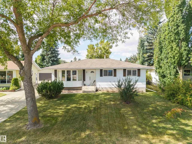 9 HAWKINS CR, Sherwood Park 2