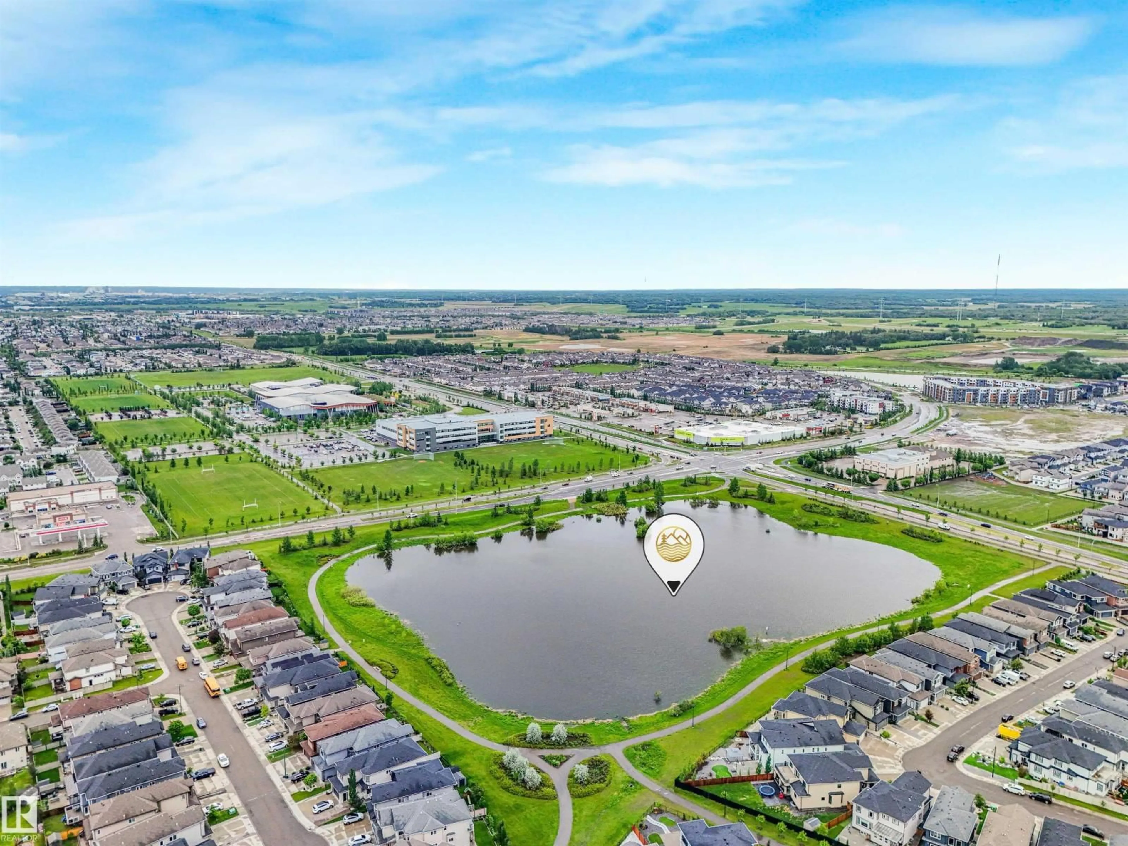 A pic from outside/outdoor area/front of a property/back of a property/a pic from drone, water/lake/river/ocean view for NW - 2113 24 ST, Edmonton Alberta T6T0Y8