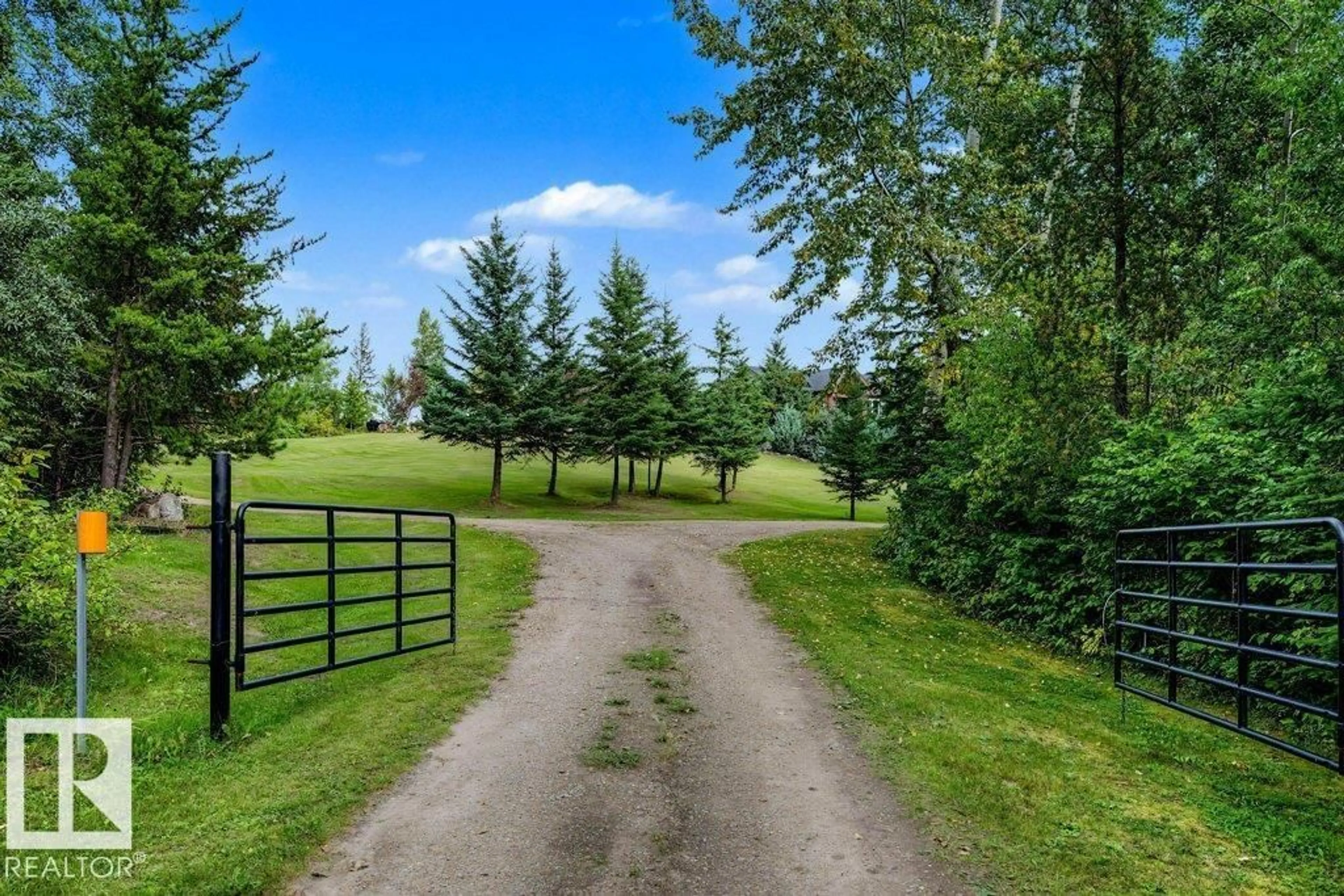 Unknown for 56225 RGE ROAD 13, Rural Lac Ste. Anne County Alberta T0E1V0