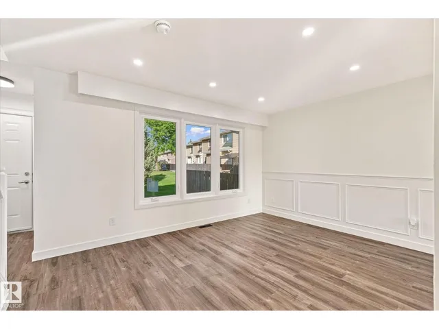 NW - 17325 85 AV, Edmonton 3