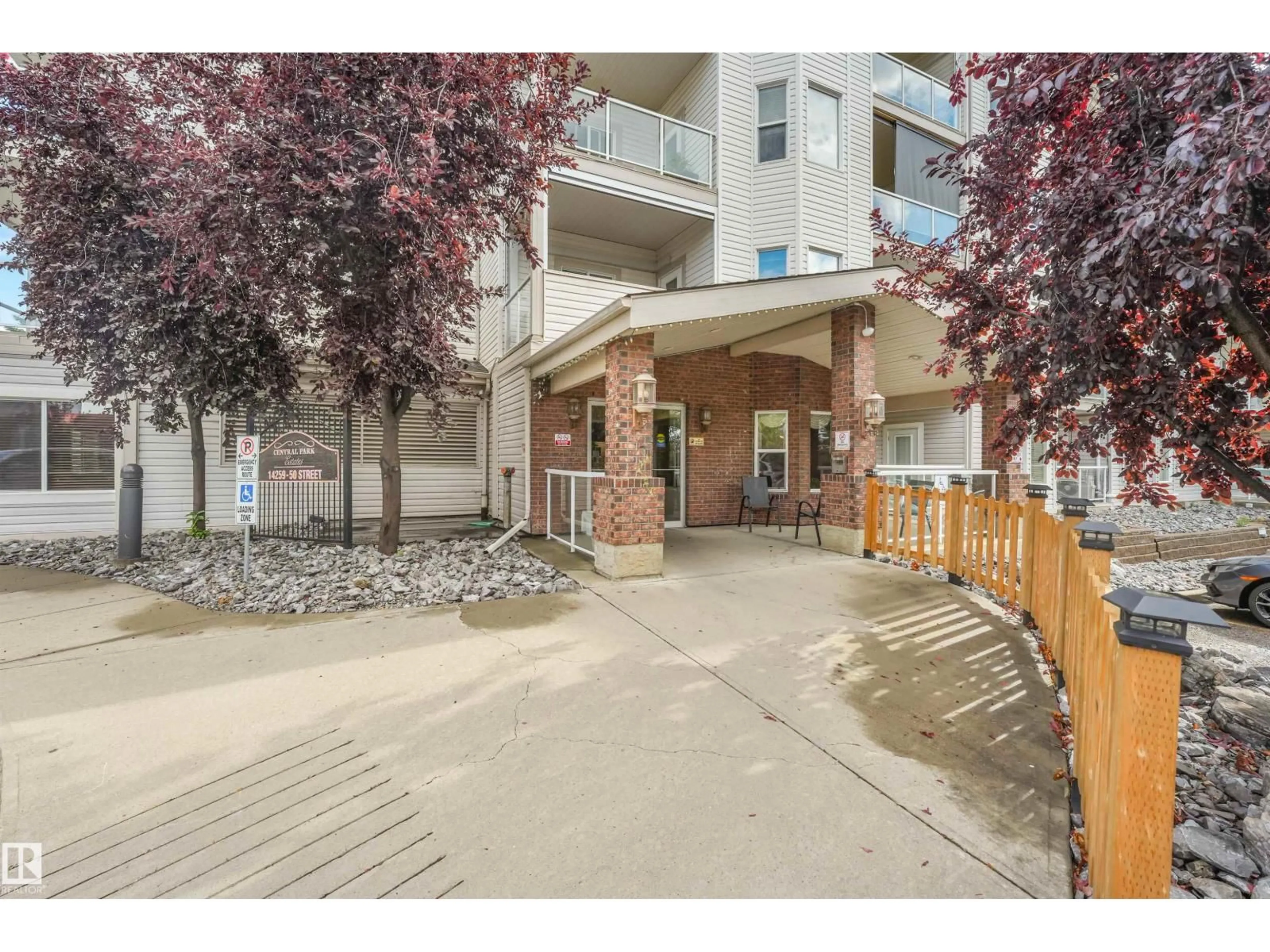 Unknown for NW - 124 14259 50 ST, Edmonton Alberta T5A5J2