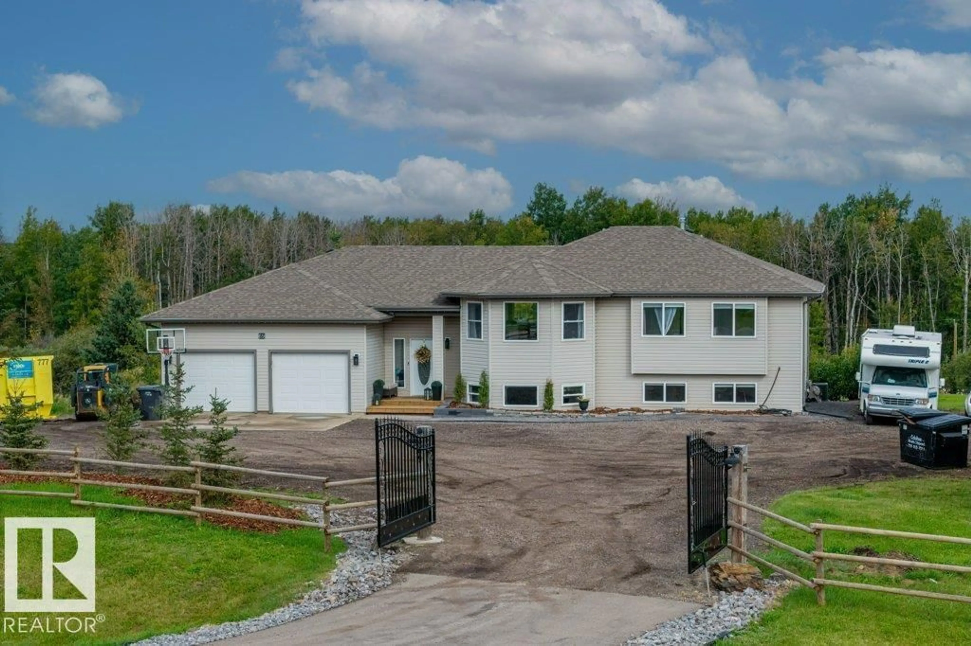 A pic from outside/outdoor area/front of a property/back of a property/a pic from drone, unknown for 69 27507 TWP 544 RD, Rural Sturgeon County Alberta T8R2B5