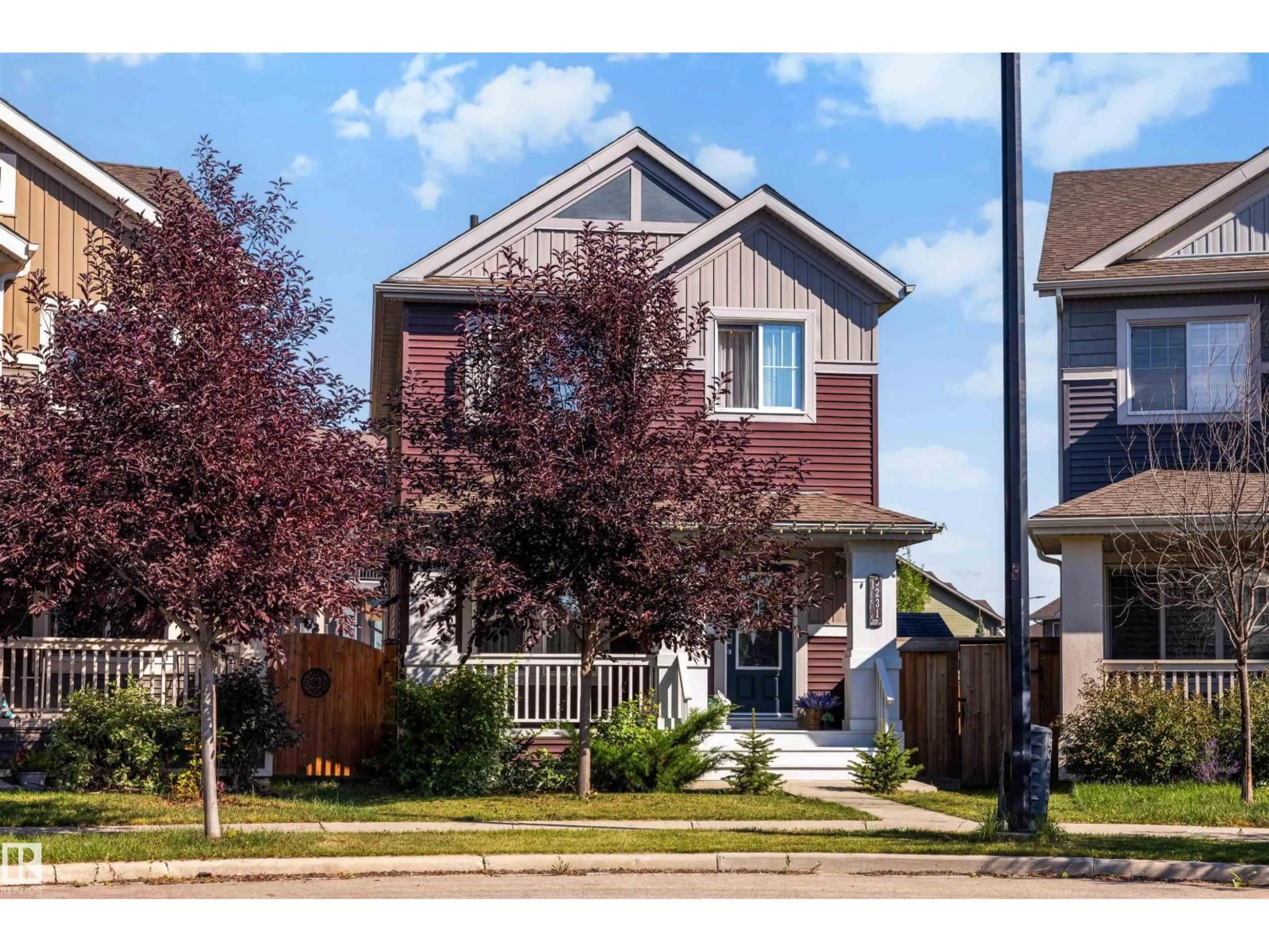Home with vinyl exterior material, street for 3231 CHERRY CR, Edmonton Alberta T6X1Y5