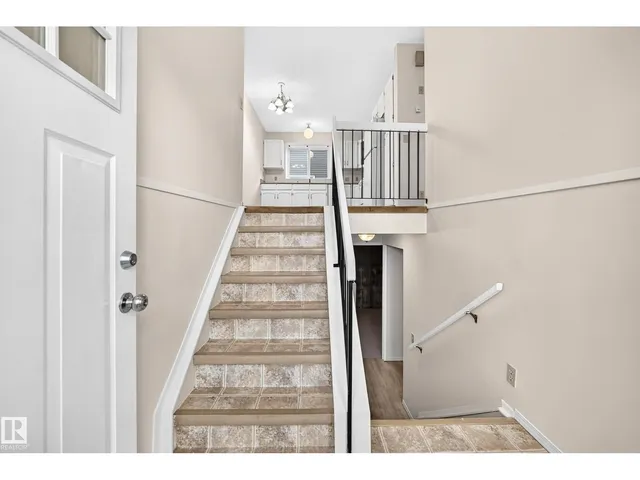 NW - 1119 38 ST, Edmonton 3