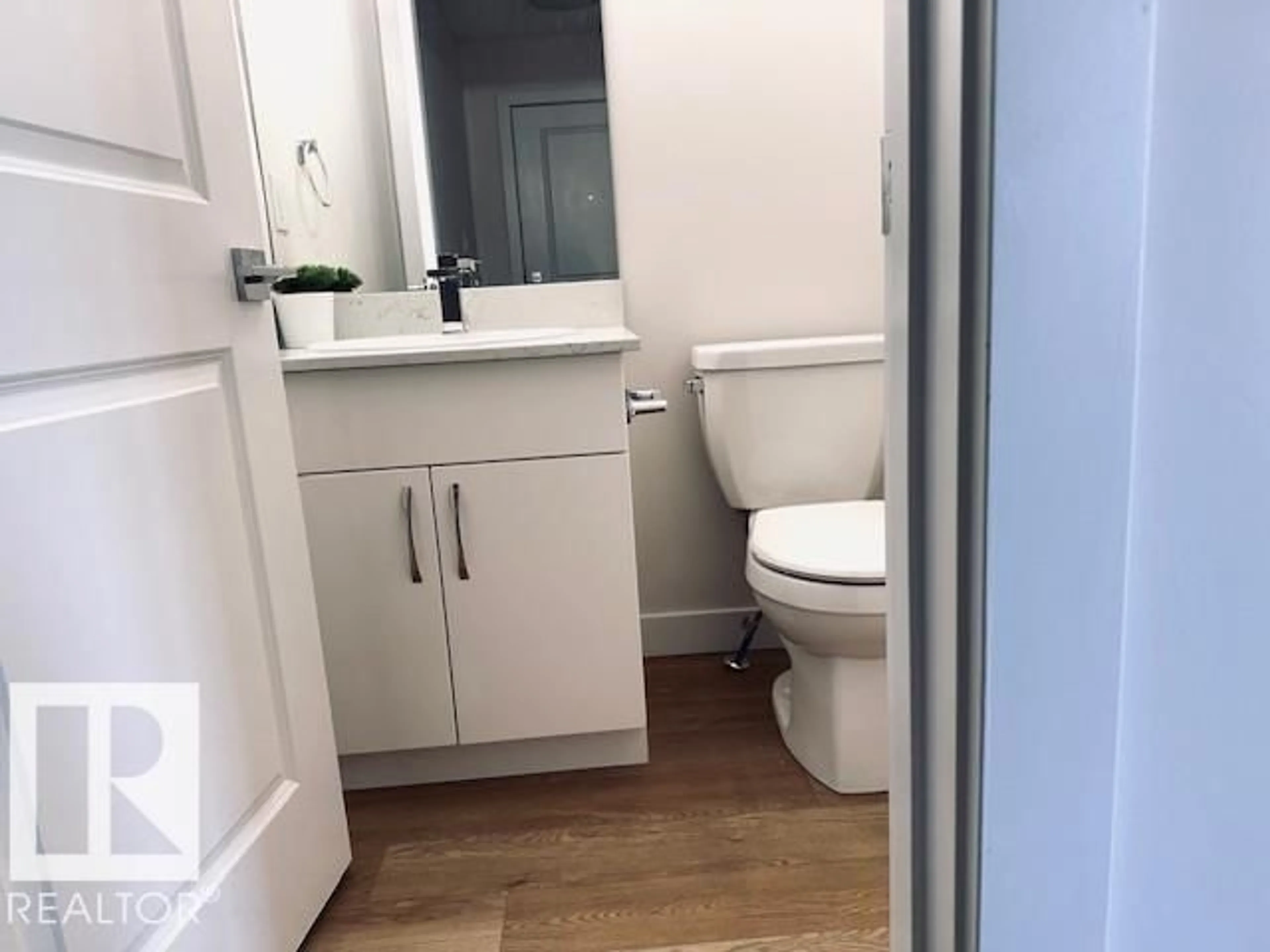 Standard bathroom, floor is not visible for 4845 115 AV, Edmonton Alberta T5W0W3