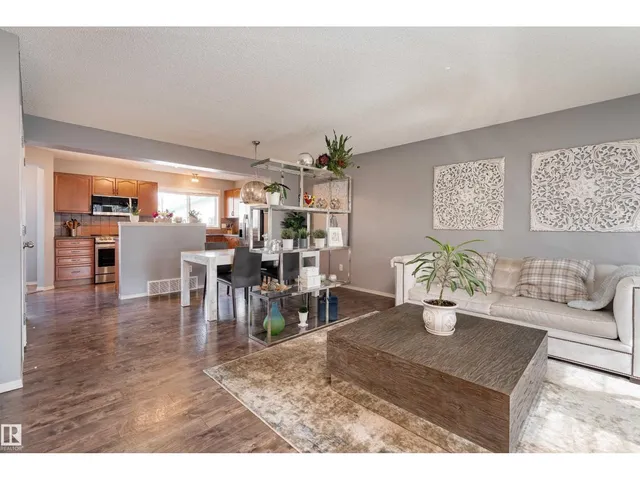 5992 SOUTH TERWILLEGAR BV, Edmonton 5