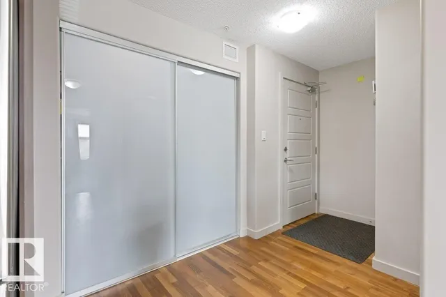 #202 - 5510 SCHONSEE DR, Edmonton 2