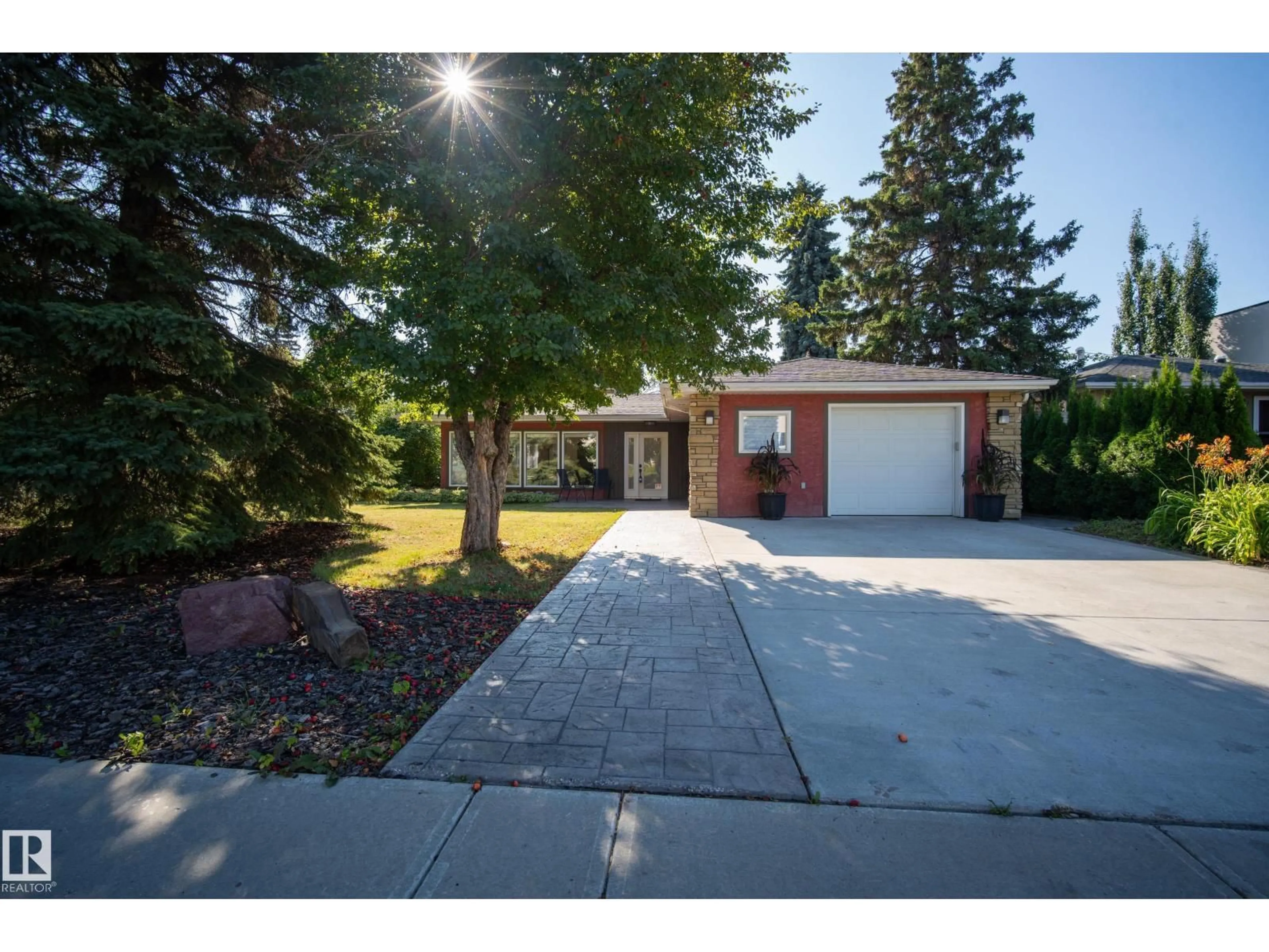 Unknown for 11603 72 AV, Edmonton Alberta T6G0B9