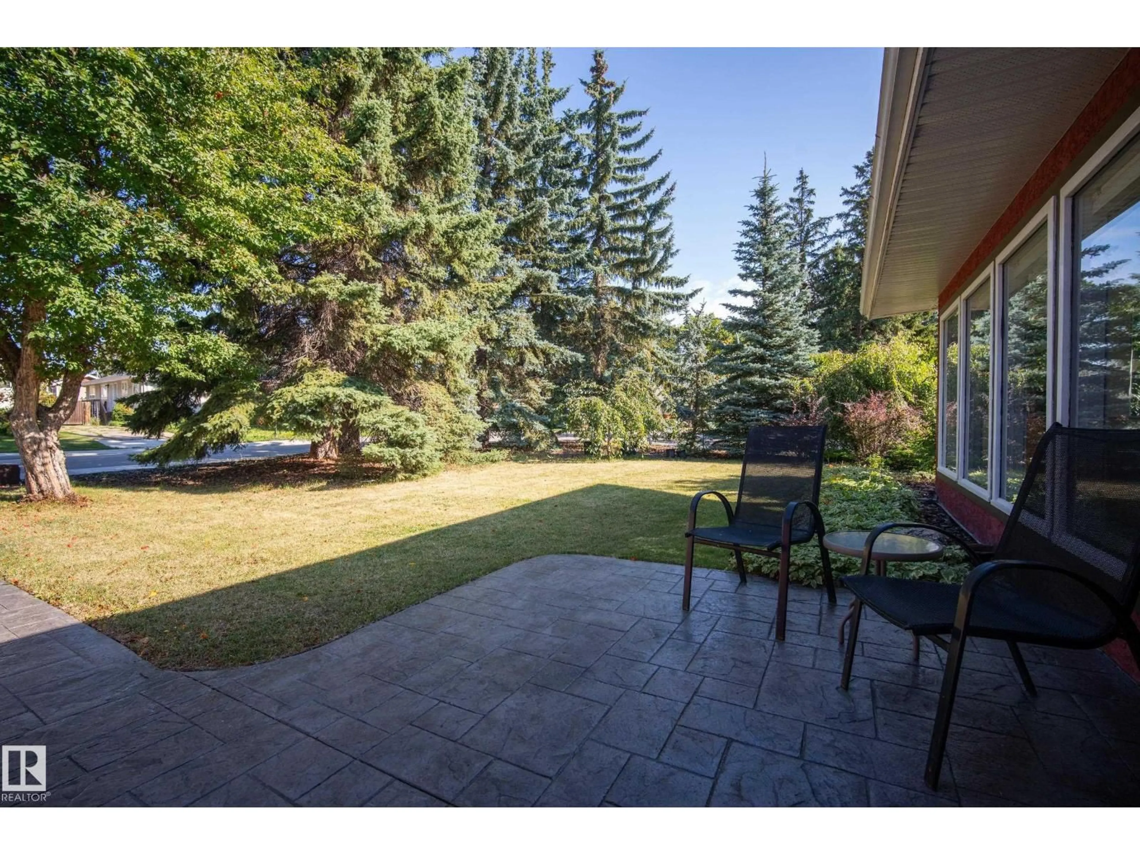 Patio, forest/trees view for 11603 72 AV, Edmonton Alberta T6G0B9