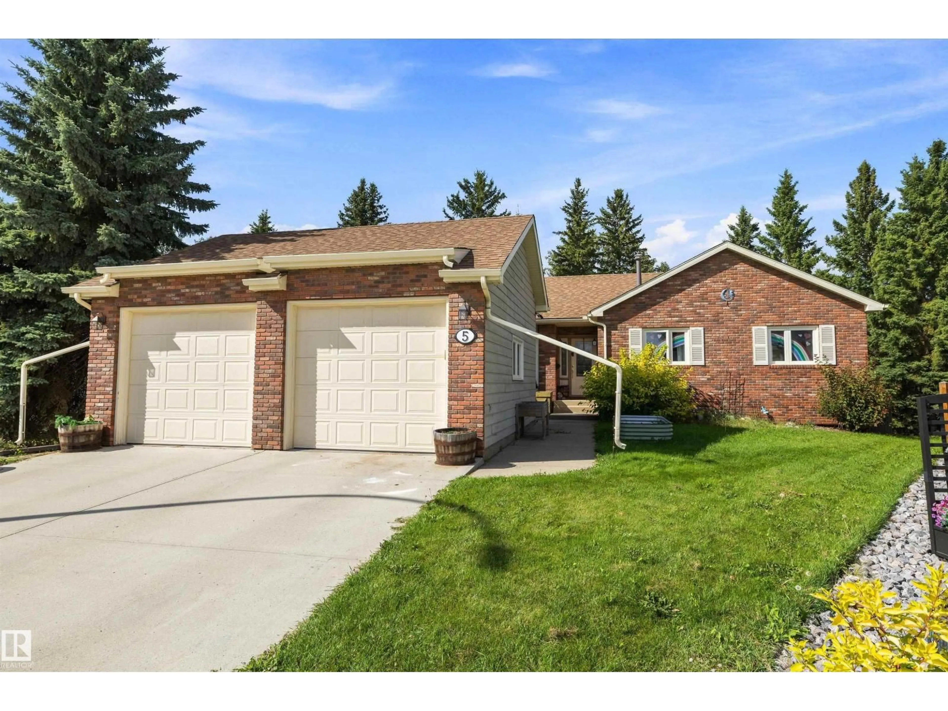 Home with brick exterior material, street for 5 WESTWOOD PL, Spruce Grove Alberta T7X1S4