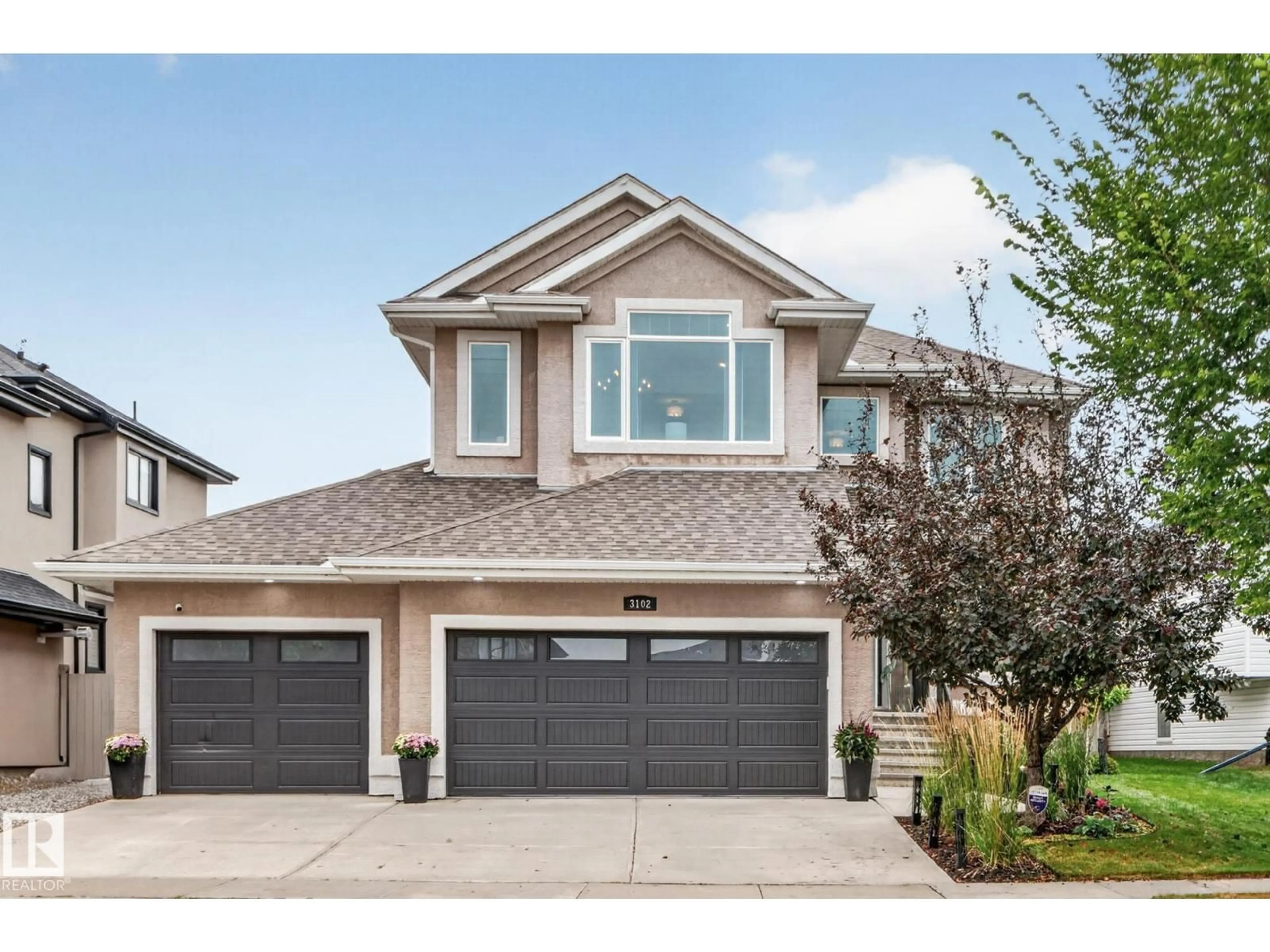 Home with vinyl exterior material, street for 3102 MONTROSE BV, Beaumont Alberta T4X0C1