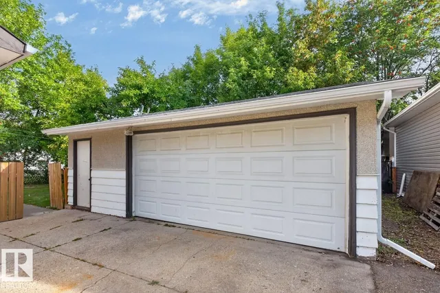 139 JUNIPER AV, Sherwood Park 2