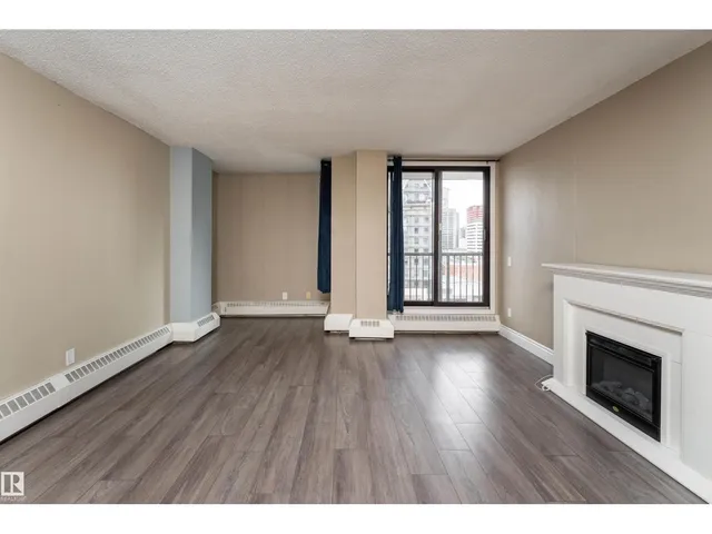 901 - 10125 109 ST, Edmonton 4