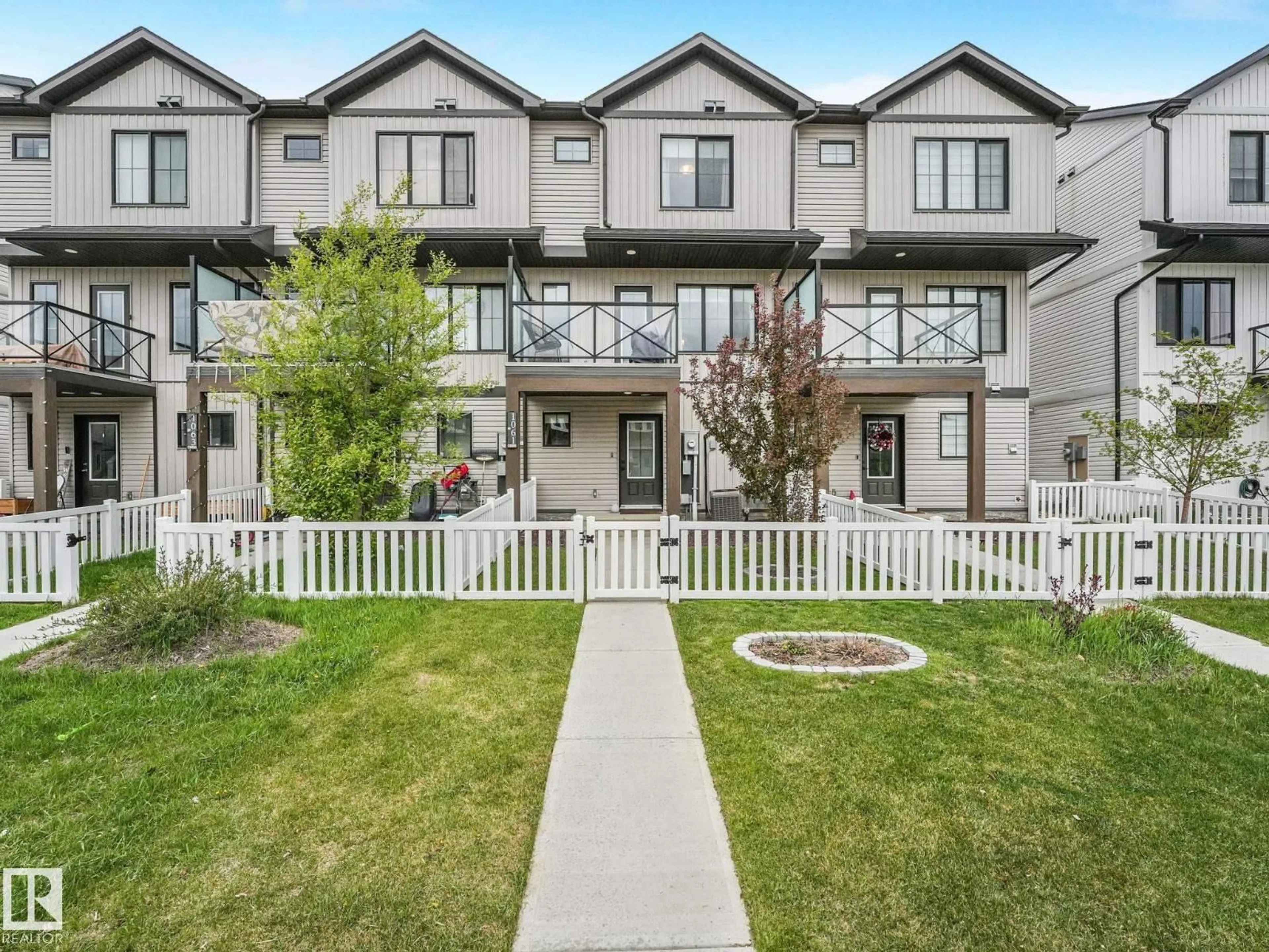 Unknown for 1061 CY BECKER RD, Edmonton Alberta T5Y4B7