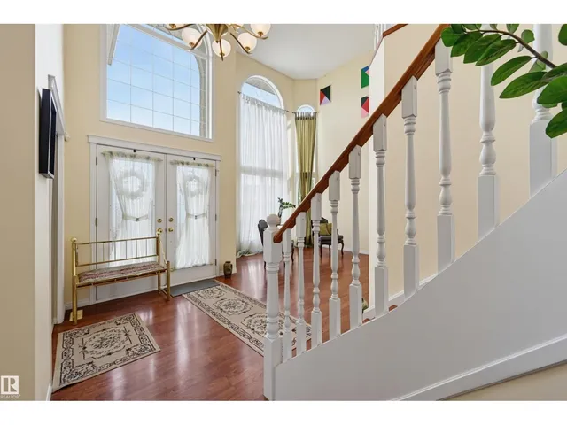 1222 HALIBURTON CL, Edmonton 5