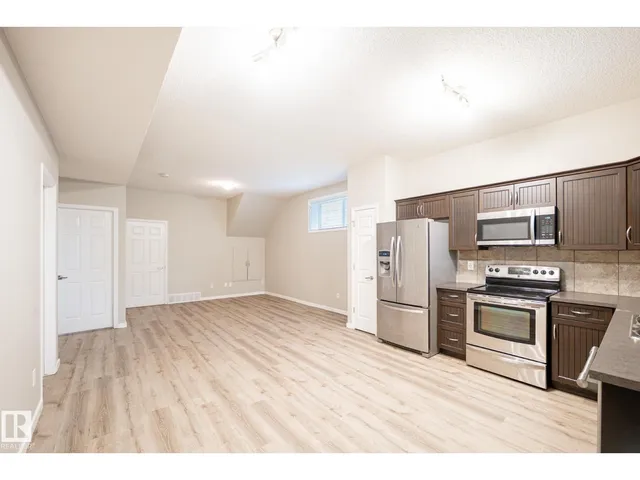 142 - 196 SELKIRK PL, Leduc 3