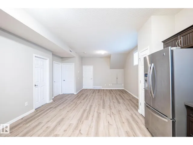 142 - 196 SELKIRK PL, Leduc 5