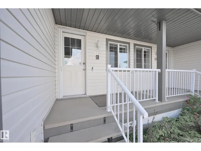 8127 7 AV, Edmonton 4
