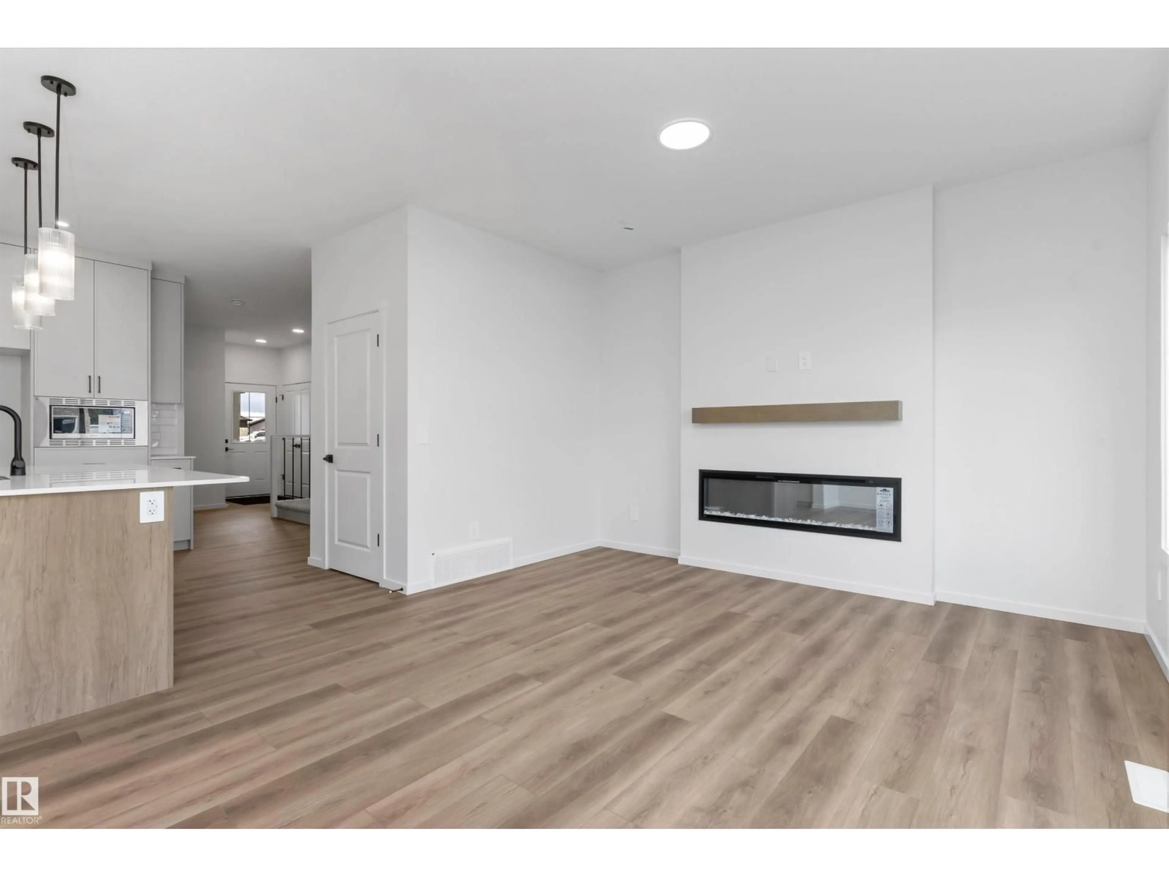 A pic of a room for 182 STETSON LO, Ardrossan Alberta T8E0C1