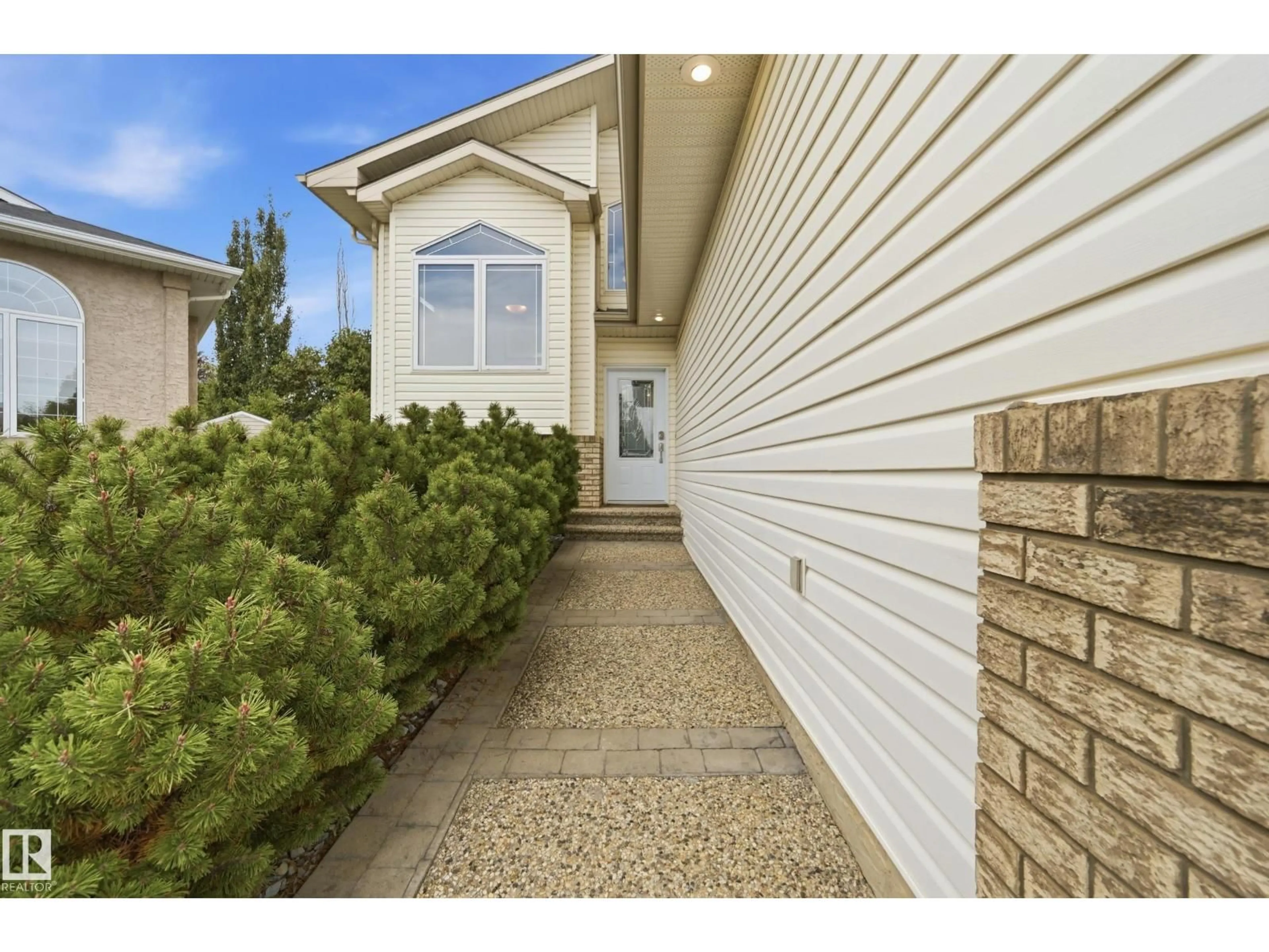 Unknown for 22 OSBORNE CL, St. Albert Alberta T8B6T1